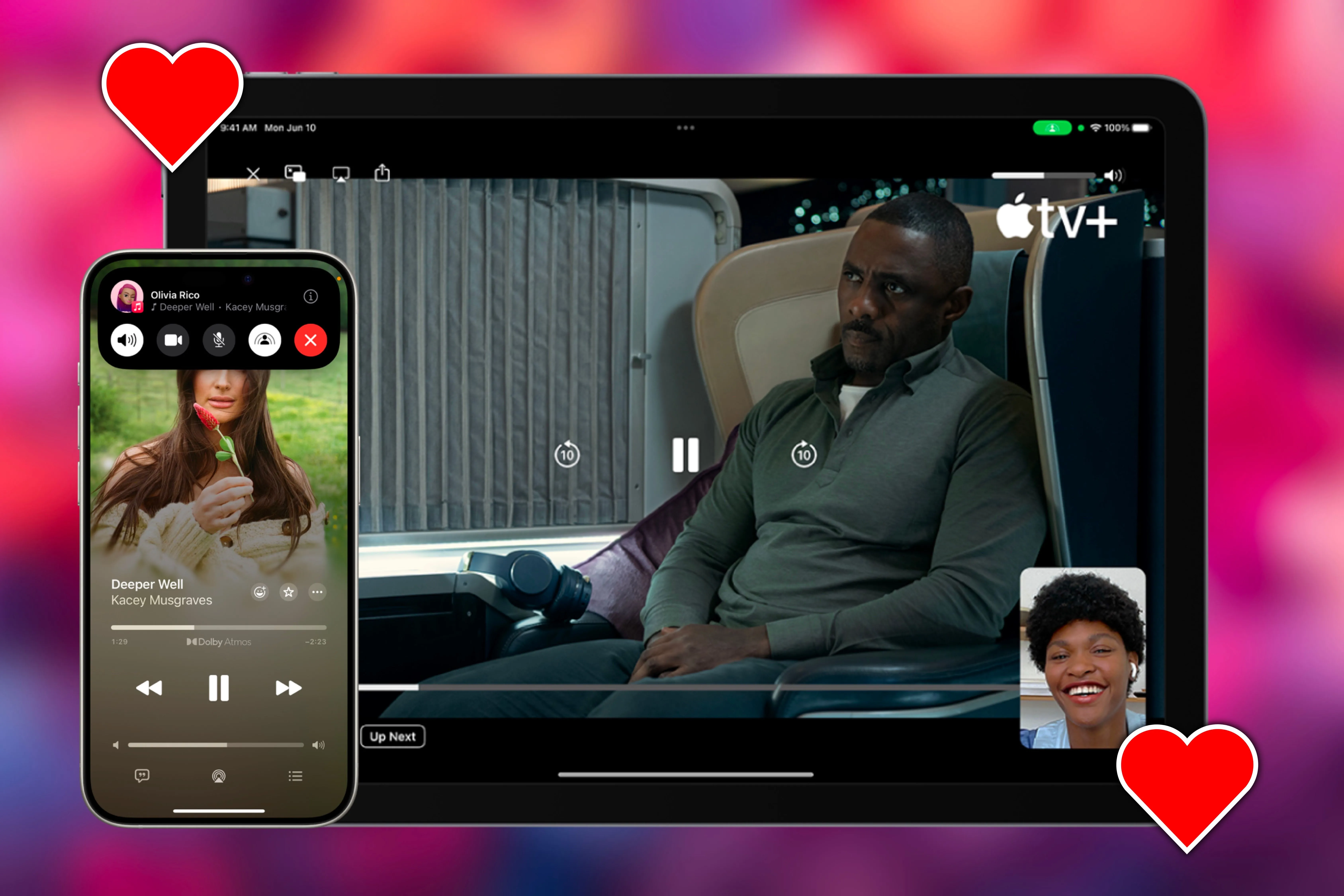 Hai thiết bị iPhone và iPad hiển thị nội dung đang được chia sẻ qua SharePlay, với biểu tượng trái tim xung quanh, minh họa cách hẹn hò trực tuyến hoặc xem phim cùng nhau qua iMessage.