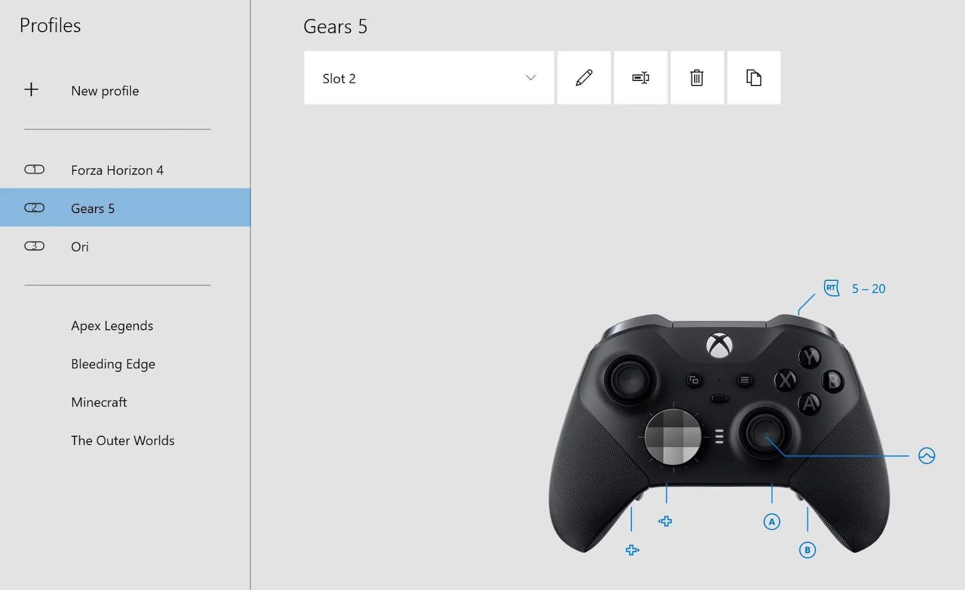 Màn hình ứng dụng Xbox Accessories hiển thị một tay cầm không dây Xbox, minh họa giao diện cập nhật firmware.