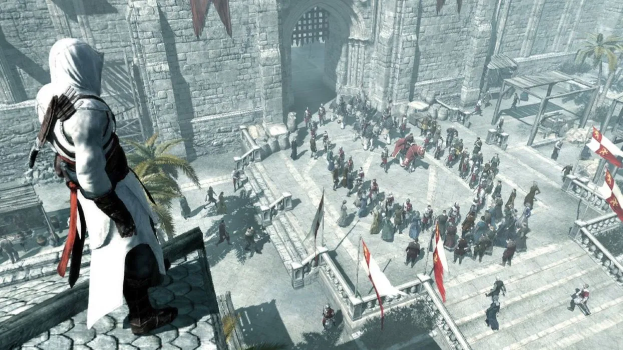 Altaïr quan sát đám đông từ mái nhà trong Assassin's Creed, tựa game bắt đầu như một spiritual successor của Prince of Persia.