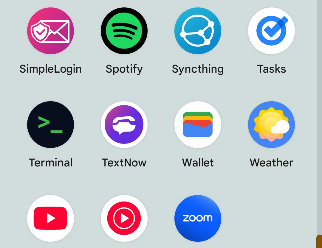 Biểu tượng ứng dụng Terminal Linux xuất hiện trong danh sách ứng dụng trên điện thoại Android Pixel sau khi cài đặt thành công.