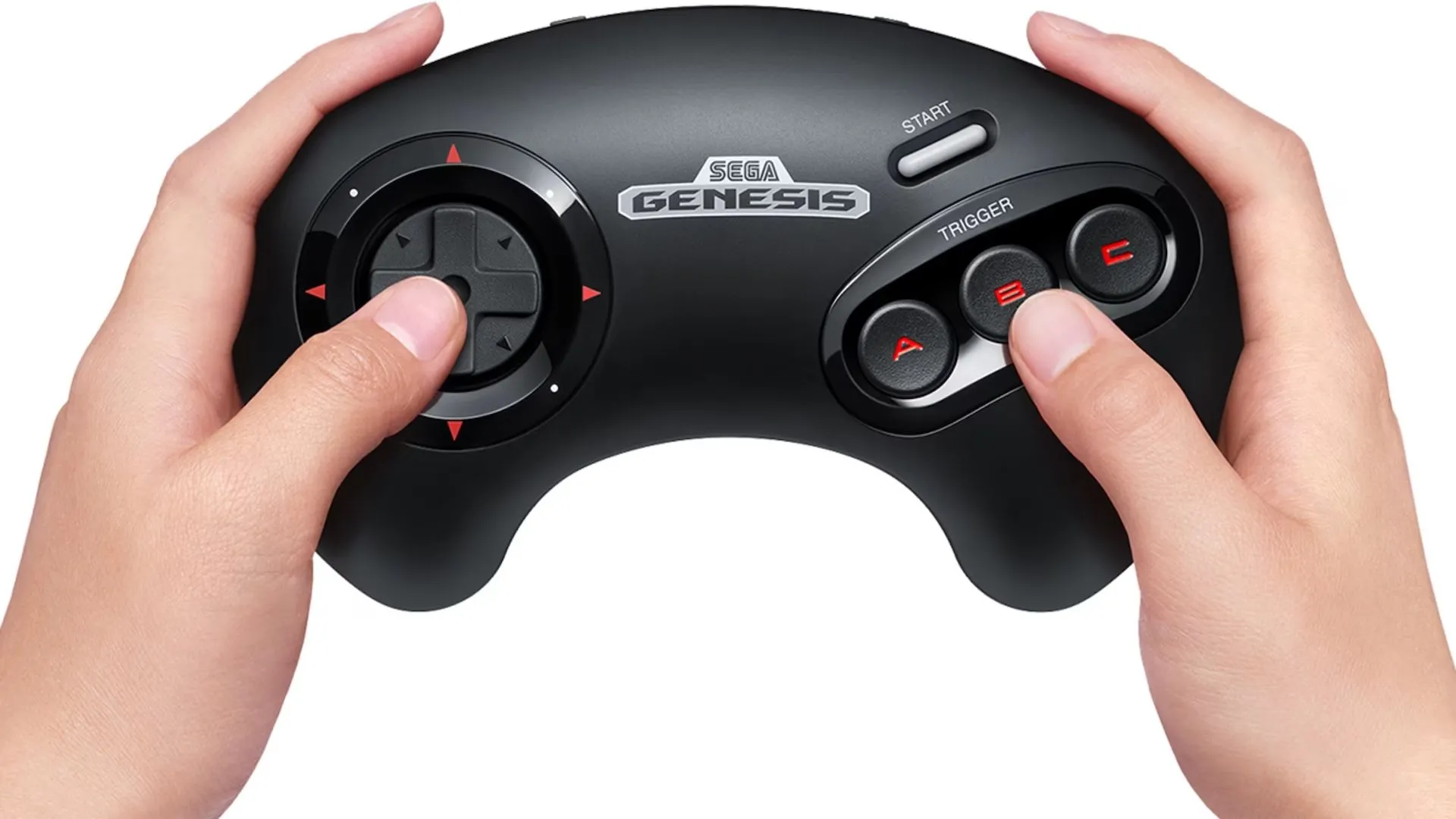 Cận cảnh tay cầm SEGA Genesis phiên bản Nintendo Switch Online đang được sử dụng, tái hiện trải nghiệm game cổ điển.