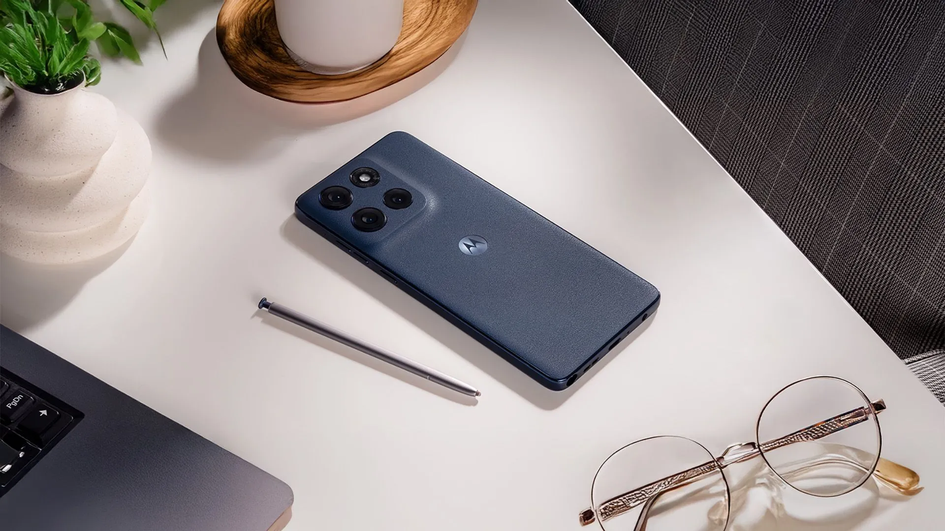 Điện thoại Motorola Moto G Stylus 2025 màu xanh