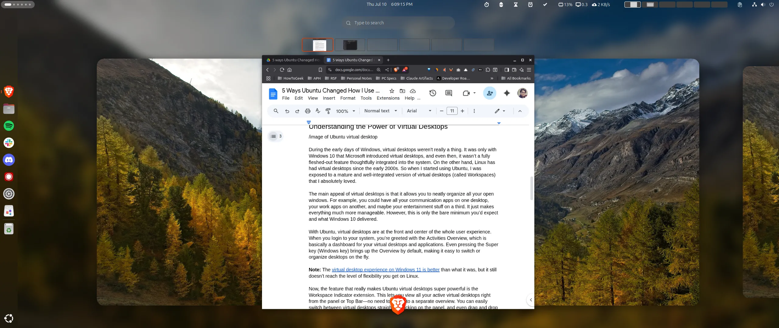 Giao diện tổng quan Activities Overview của Ubuntu hiển thị các màn hình ảo và ứng dụng đang chạy