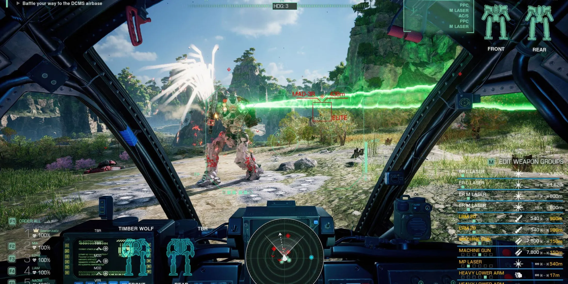 Góc nhìn thứ nhất từ buồng lái mech trong MechWarrior 5: Clans, thể hiện cảm giác điều khiển robot nặng nề.