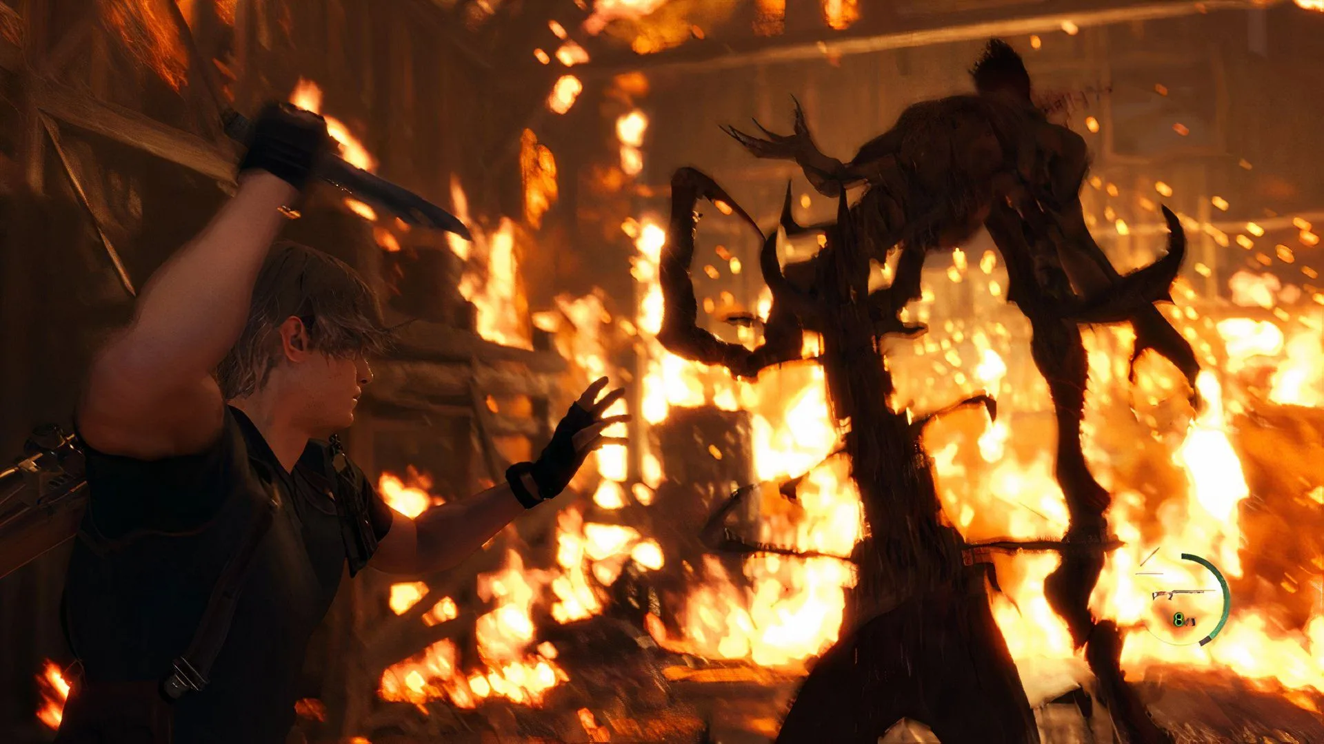 Leon đối đầu với trưởng làng Ganado trong một phân cảnh chiến đấu kịch tính của Resident Evil 4