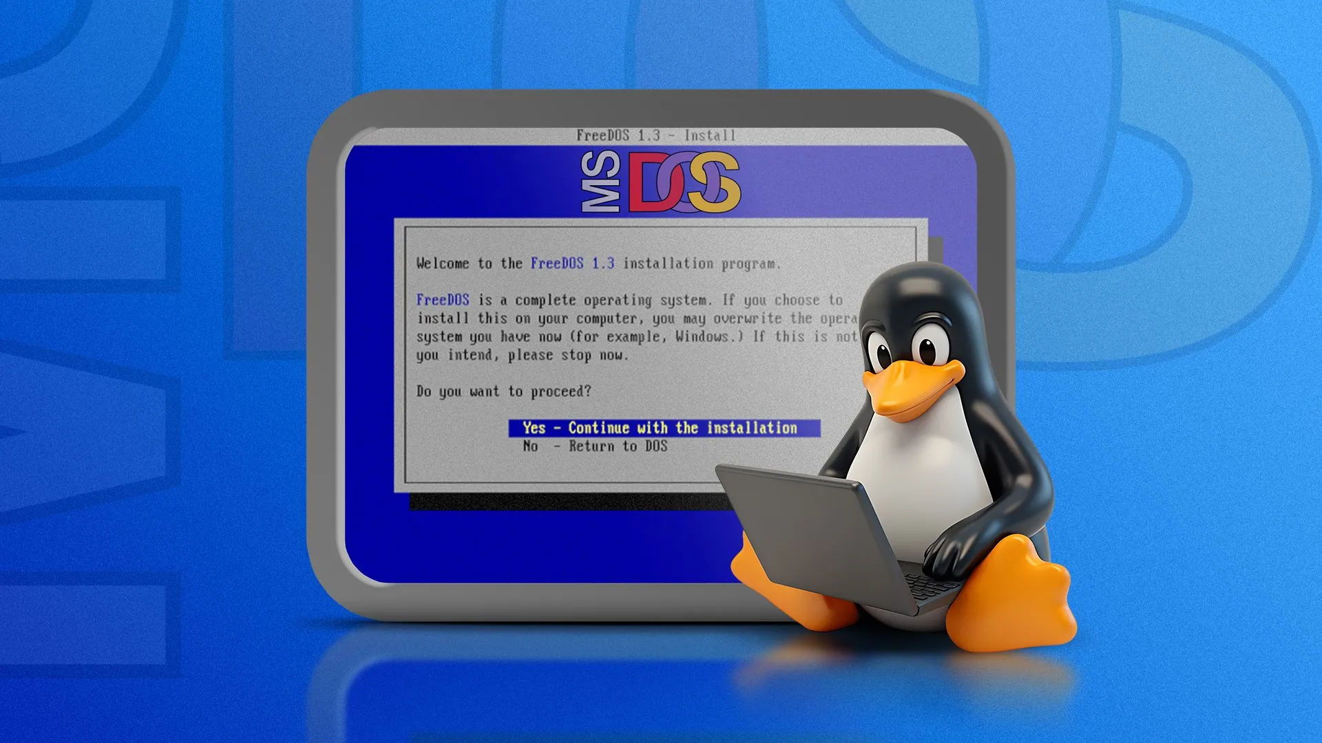 Linh vật Linux đang sử dụng máy tính xách tay với màn hình FreeDOS ở hậu cảnh, gợi nhắc về kỷ nguyên máy tính DOS cổ điển