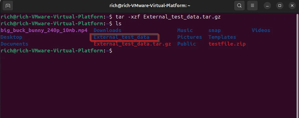 Màn hình Terminal cho thấy thư mục mới được tạo sau khi giải nén file .tar.gz trên hệ điều hành Linux.