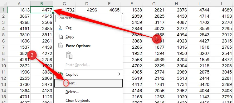 Menu thả xuống ô B2 trong Excel đã mở rộng, chọn tùy chọn Chèn