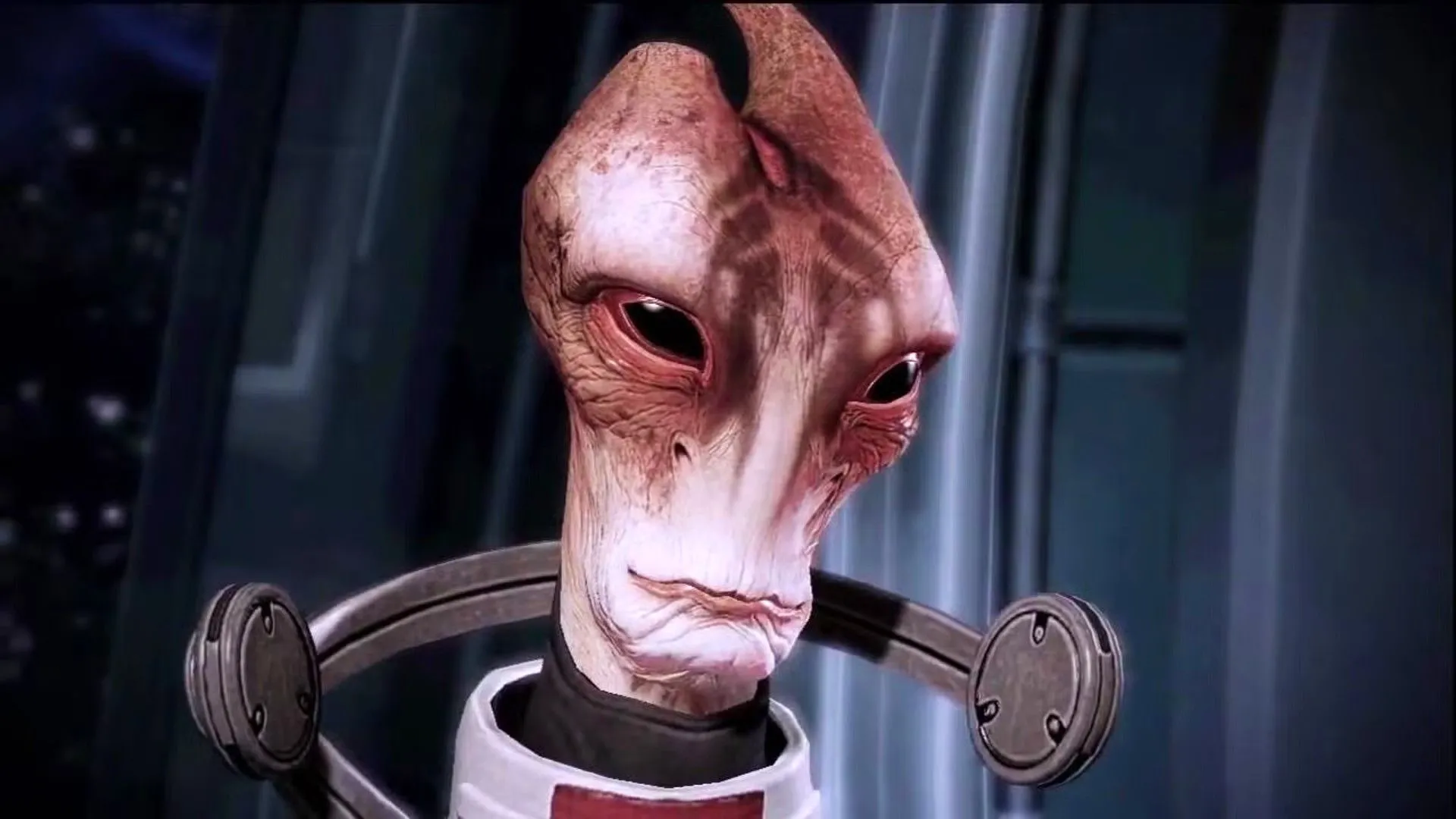 Mordin mỉm cười trong Mass Effect 3