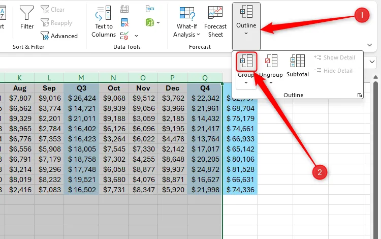 Nút &quot;Group&quot; trong nhóm &quot;Outline&quot; thuộc thẻ &quot;Data&quot; trên thanh Ribbon của Excel để nhóm các cột đã chọn.