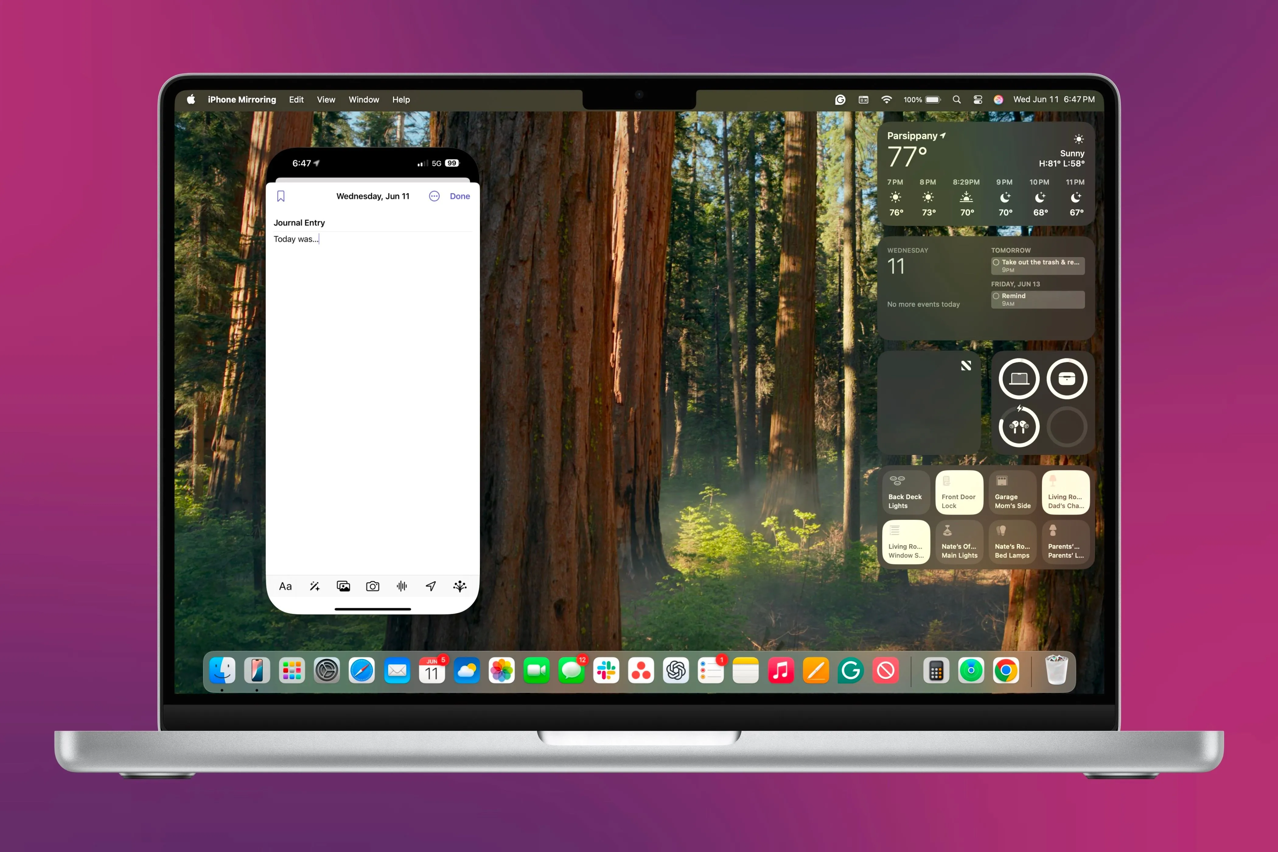 Tính năng iPhone Mirroring hiển thị ứng dụng Journal của Apple trên màn hình Mac, cho phép người dùng gõ từ bàn phím Mac