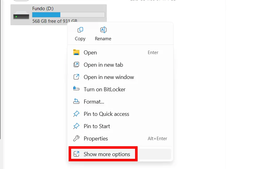 Tùy chọn &quot;Show More Options&quot; trong menu ngữ cảnh mới của Windows 11 để truy cập menu cổ điển.
