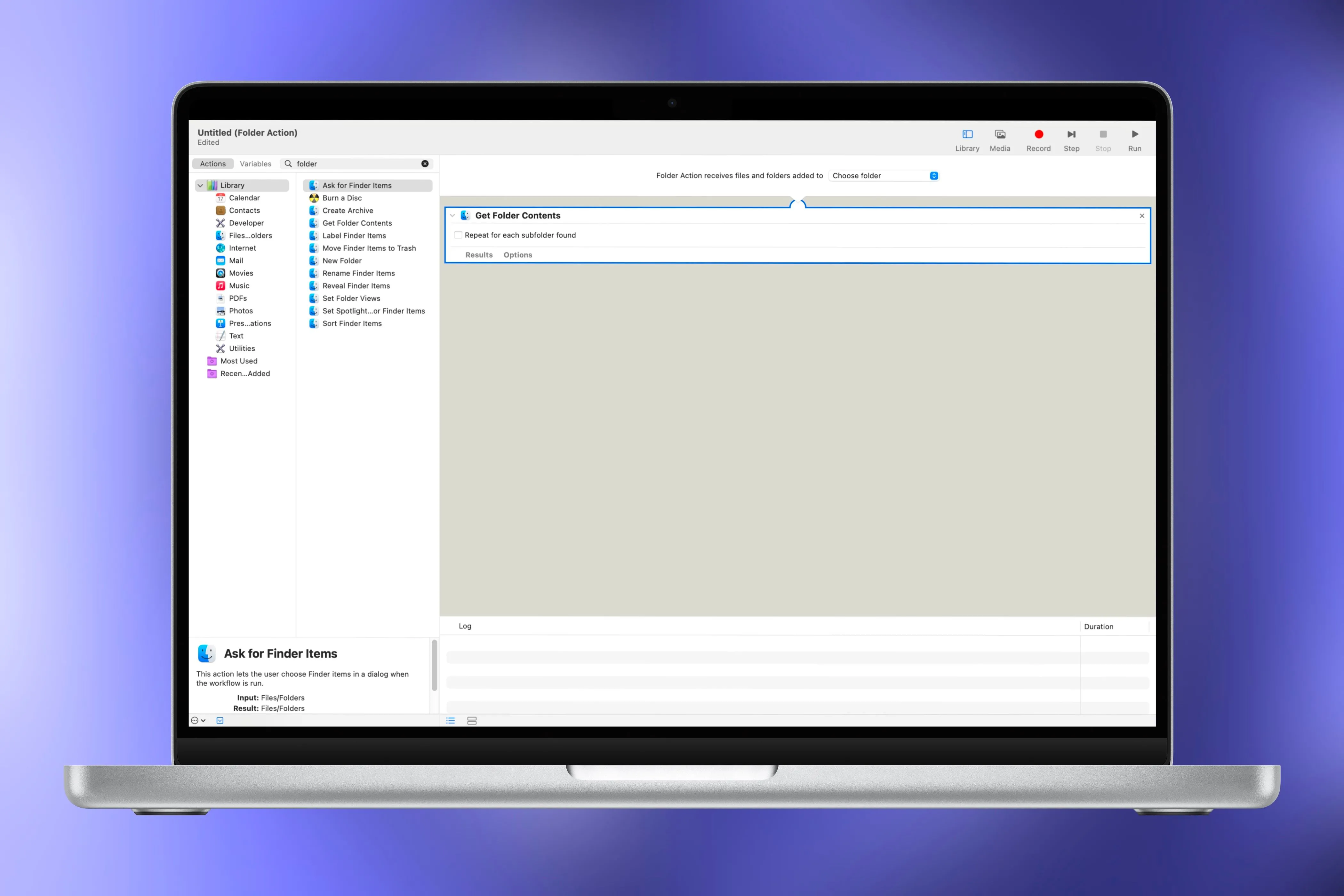 Ứng dụng Automator đang mở trên MacBook Pro, minh họa cách thiết lập quy trình tự động hóa để sắp xếp file.