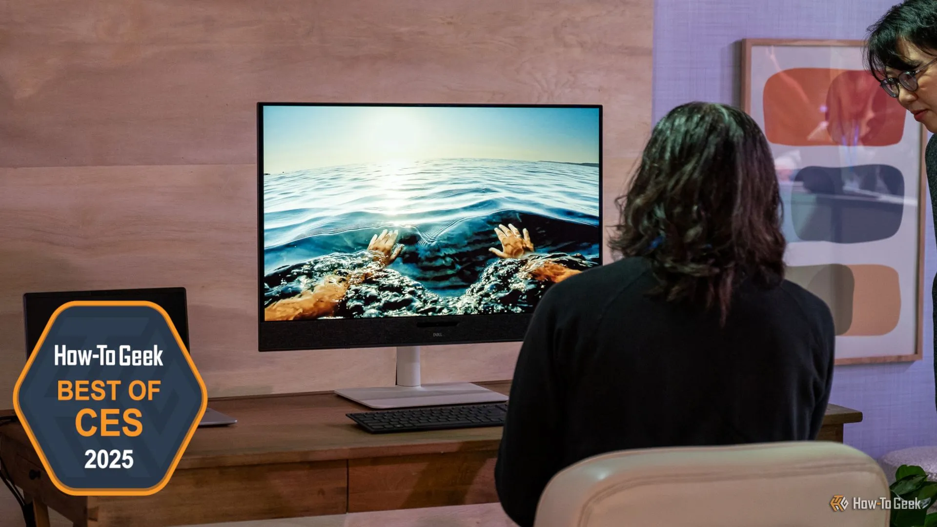 Màn hình Dell UltraSharp 27 Thunderbolt Hub Monitor 4K hiển thị video sống động
