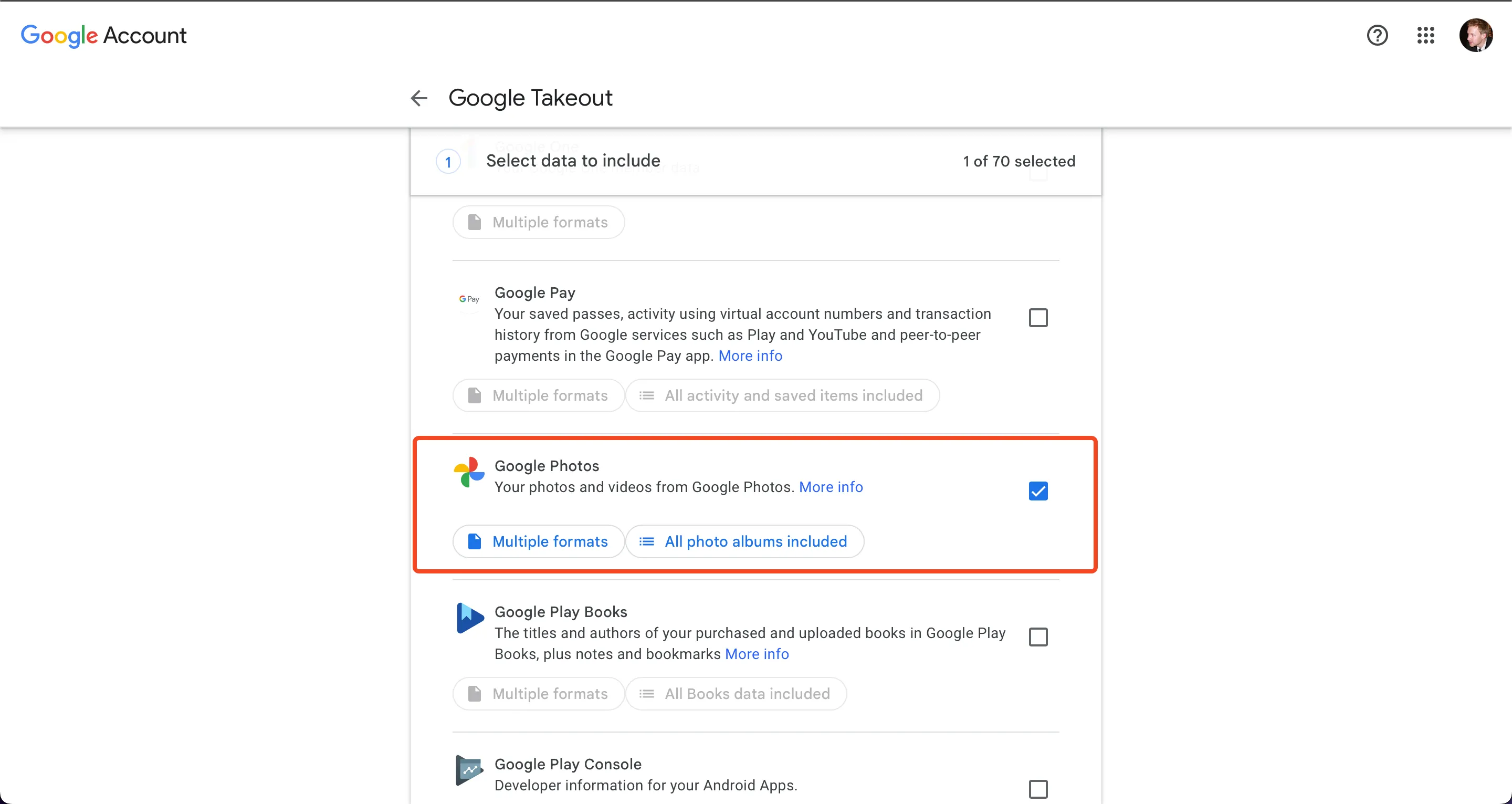 Màn hình tùy chọn Google Takeout, hiển thị danh sách các dịch vụ của Google để người dùng chọn tải dữ liệu về, nhấn mạnh tùy chọn Google Photos.