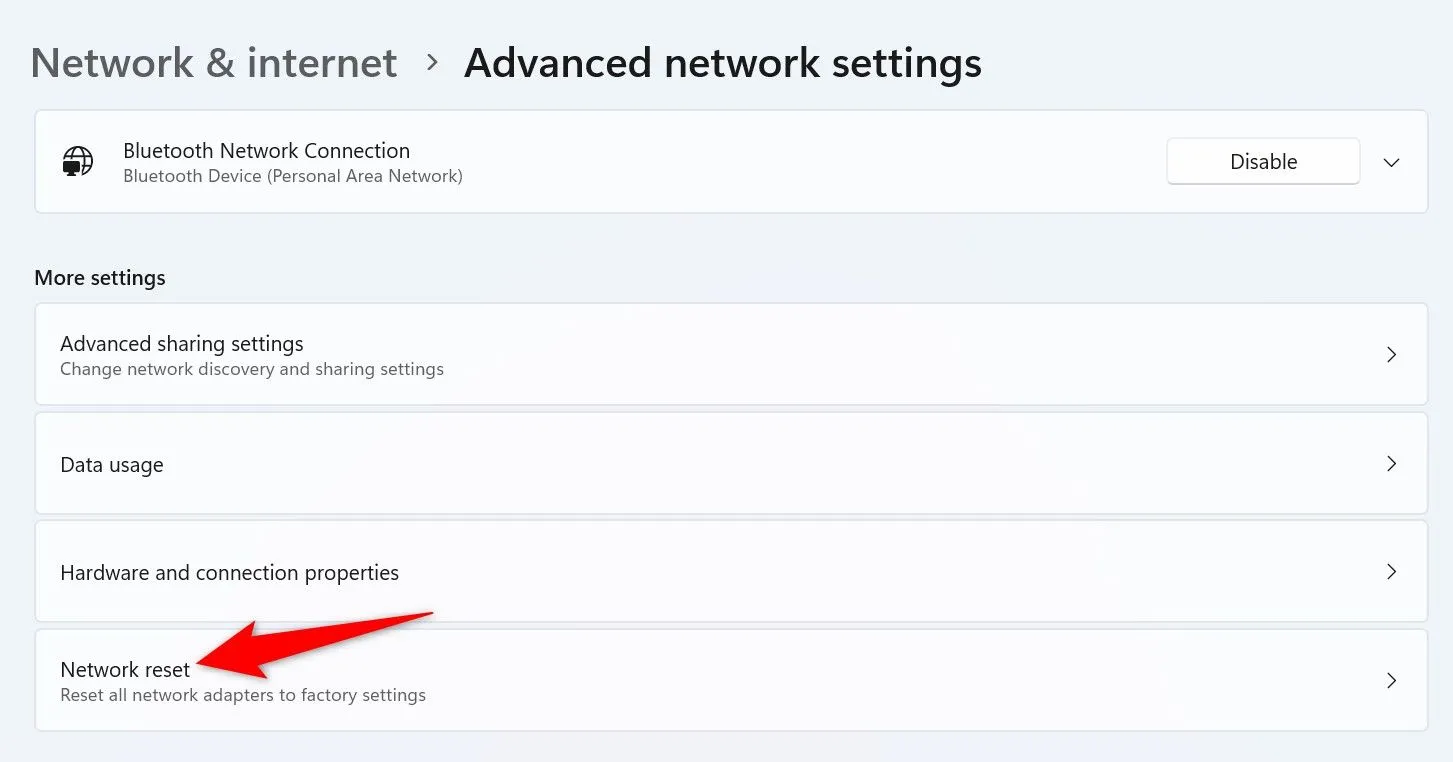 Giao diện Cài đặt mạng nâng cao trên Windows 11, hiển thị tùy chọn Network Reset để khôi phục cài đặt gốc
