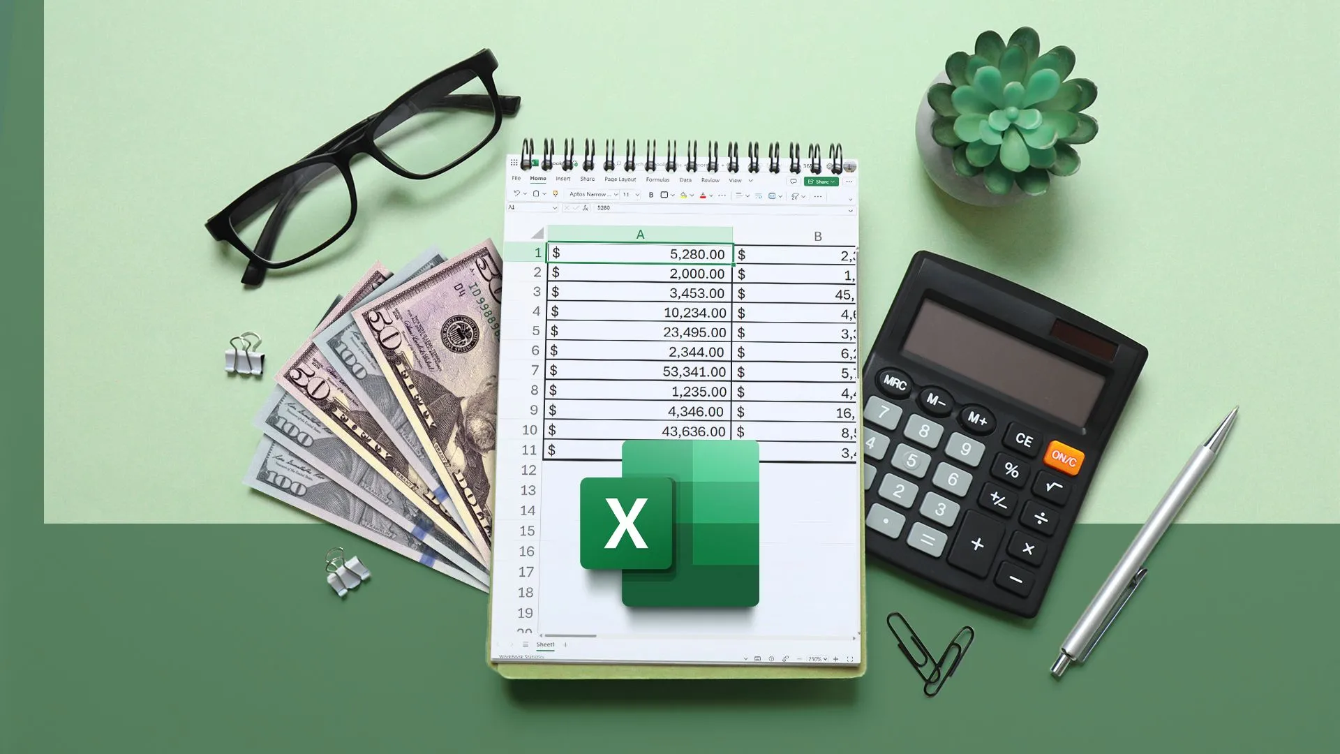 Hình ảnh một cuốn sổ có bảng tính Excel, máy tính bỏ túi, tiền đô la và kính cận bên cạnh, với logo Excel ở trung tâm